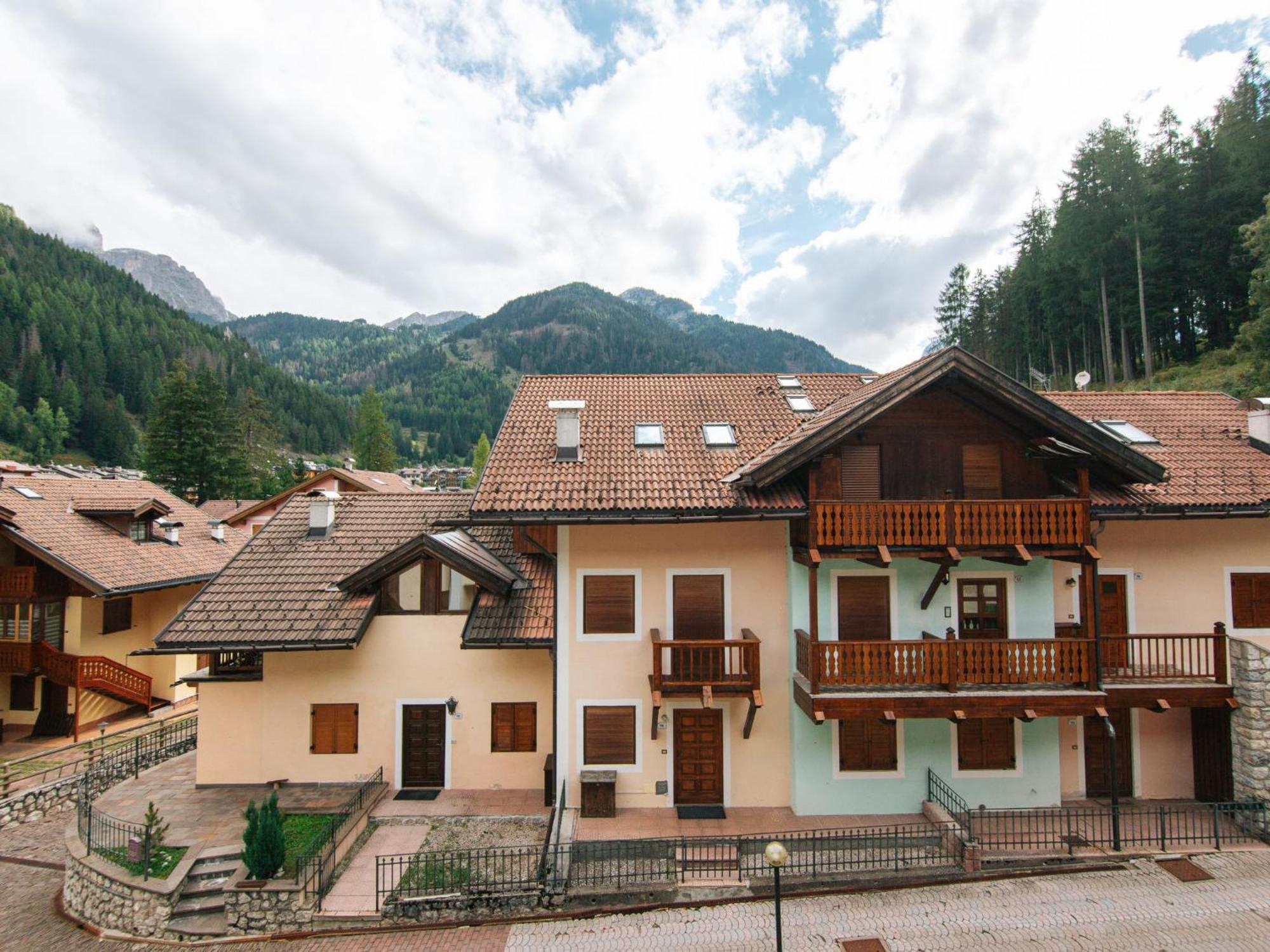 Apartment Des Alpes-8 By Interhome Canazei Bagian luar foto